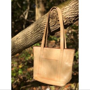 Le Donne Leather Shoulder Bag